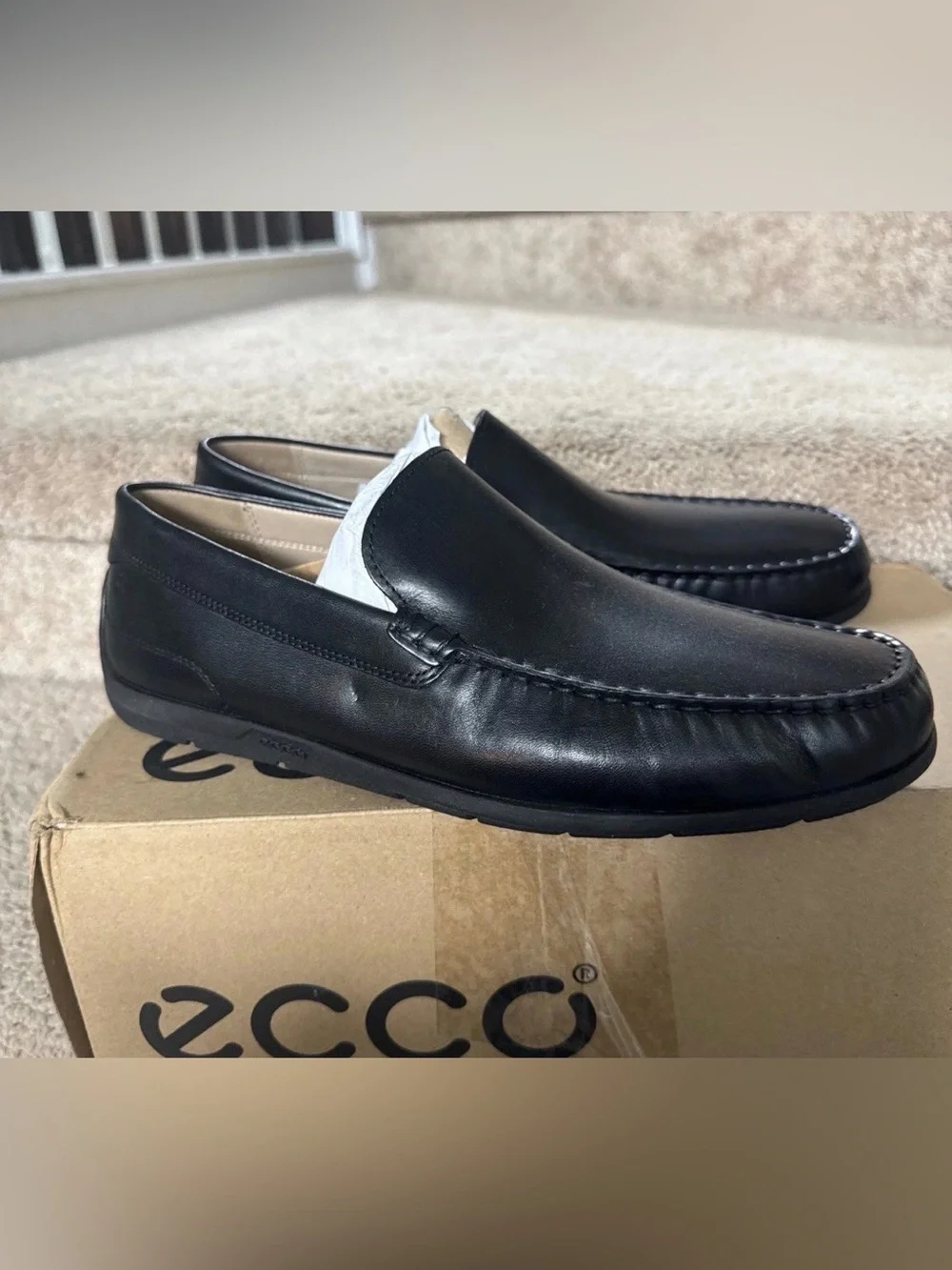 ECCO Men's Classic Moc 2.0 Slip on Driving Style Loafer